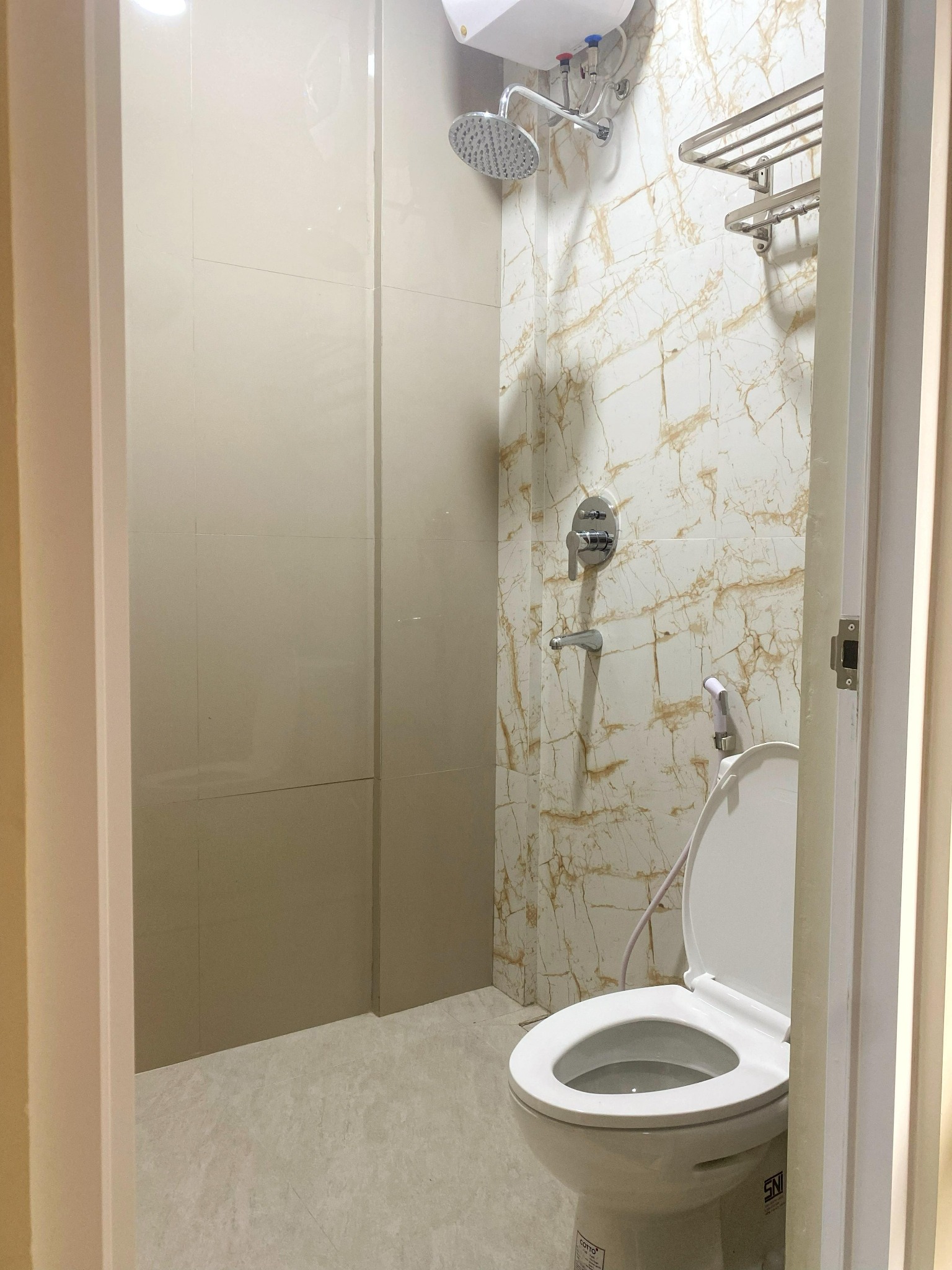 Kamar mandi Superior Nganjuk Family Guest House